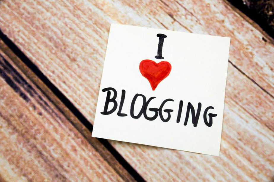 Why Is Blogging So Popular